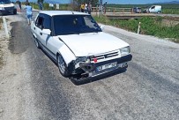 Otomobil Ile Motosiklet Köprüde Çarpisti Açiklamasi 2 Yarali