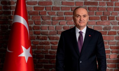 Baskan Özlü 'Milletimize Kimse Diz Çöktüremez'