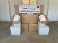 Durdurulan Kamyonetin Kasasinda 850 Bin Adet Kaçak Makaron Ele Geçirildi