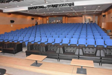 Emniyet Müdürü Özcan'dan Vefa Örnegi