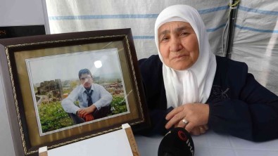 Evlat Nöbetindeki Ailelerin Direnisi Bin 45'Inci Gününde