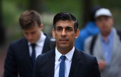 Ingiltere'de Eski Maliye Bakani Sunak Basbakan Olma Yolunda Ilerliyor