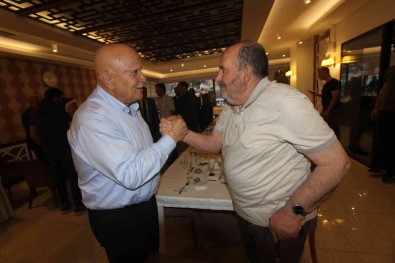 Sehit Ve Gazi Aileleri Onuruna Yemek Programi Düzenlendi