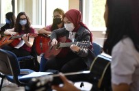 Yaz Dönemi Egitimlerine 815 Genç Kayit Oldu