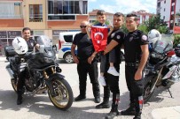 Yunus Timleri Sehit Çocugu Egehan'a Sürpriz Yapti