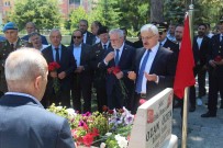 15 Temmuz Sehidi Polis Memuru Mezari Basinda Anildi