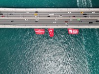 15 Temmuz Sehitler Köprüsü'ne Asilan Dev Türk Bayragi Havadan Görüntülendi