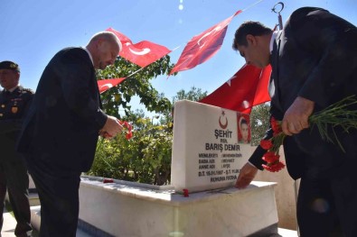 15 Temmuz Sehitleri Menemen'de Dualarla Anildi