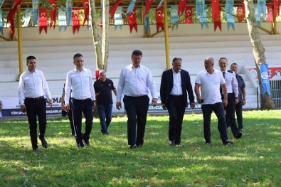 Akbalik Yagli Güresleri Için Heyecan Dorukta