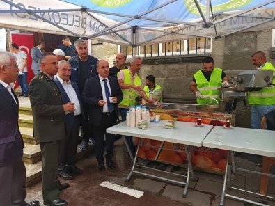 Baskan Demirtas 15 Temmuz Sehitleri Için 3 Bin Lokma Tatlisi Ikram Etti