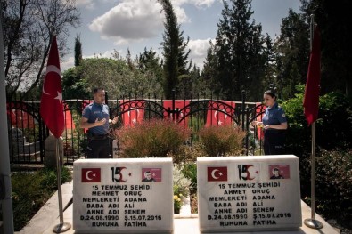 Kahramanlari Silah Arkadaslari Unutmadi