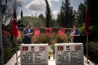 Kahramanlari Silah Arkadaslari Unutmadi