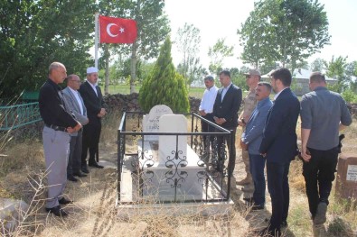 Muradiye'de Sehit Mezarlari Ziyaret Edildi