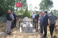 Muradiye'de Sehit Mezarlari Ziyaret Edildi