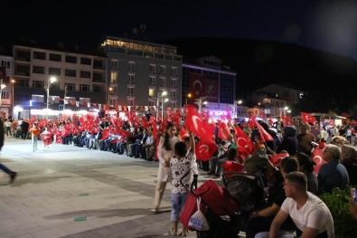 Aksehir'de 15 Temmuz Demokrasi Ve Milli Birlik Coskusu