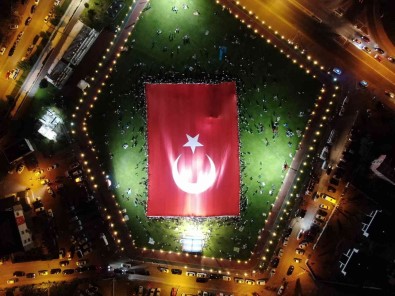 Dünyanin En Büyük Türk Bayragi 15 Temmuz'da Yeniden Açildi