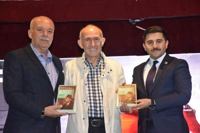 Tarihçi Ahmet Simsirgil, Dursunbey'de FETÖ'yü Anlatti