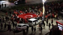 Yüksekova'da Binlerce Kisi Dev Türk Bayragiyla '15 Temmuz Demokrasi Ve Milli Birlik Günü' Yürüyüsüne Katildi Haberi