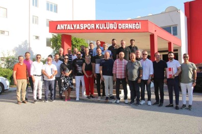 Antalyaspor Kulübü Dernegi Ilk Toplantisini Gerçeklestirdi