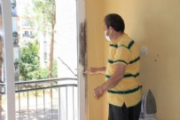 Aydın'da evine giren hırsızdan para istedi