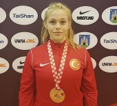 Bursa Büyüksehir Belediyesporlu Güresçi Yagmur Sen Avrupa Üçüncüsü Oldu