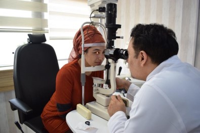 Hayata Gözlerini Yeniden Açti