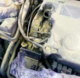 Otomobildeki Yangin Büyümeden Söndürüldü