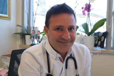 Prof. Dr. Özkaya Açiklamasi 'Vaka Sayilarinda 3 Kat Artis Var'