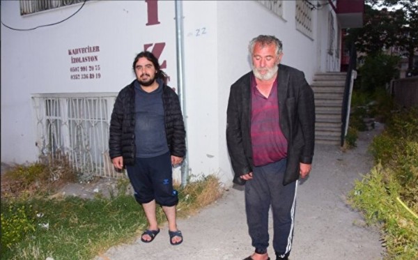 Bir milyonerin ibretlik sonu: Parası bitti şimdi lağım suları içinde yaşıyor