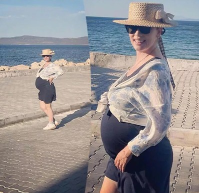 Demet Evgar'dan havuz pozu...