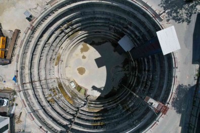 3 Senede Sadece Yüzde 5 Ilerlenen Kirazli-Halkali Metro Hattinda Çalismalar Durduruldu