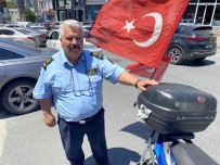 Güngören'de Türk Bayragini Motosikletin Üstünden Alan Kisiyi Sopayla Kovaladi