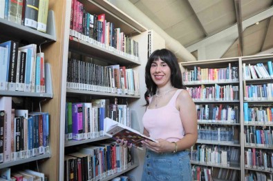 24 Üniversite Yaristi, Birincilik Izmir'e Geldi