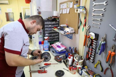 Buca'nin Örnek Projesi Engelli Vatandaslari Yolda Birakmadi