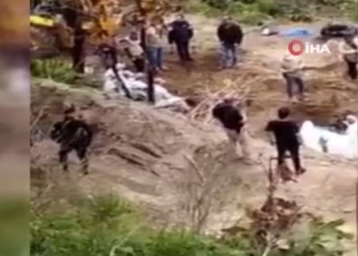 Meksika'da Toplu Mezar Bulundu Açiklamasi 25 Kisinin Cansiz Bedenine Ulasildi