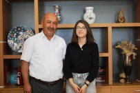 Müdür Basyigit, YKS Türkiye 32'Ncisi Zeynep Mert'i Tebrik Etti