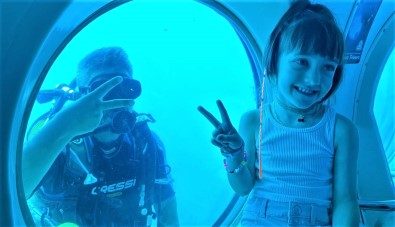 Türkiye'nin Ilk Turistik Denizaltisi 15 Bin Turisti Denizin Altina Indirecek