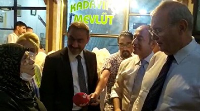 CHP'lilerin yüzüne söyledi! 'Niye ortalığı karıştırıyorsunuz? Türkiye'yi satmayın!'