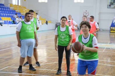 Edremit, Özel Olimpiyatlara Ev Sahipligi Yapti