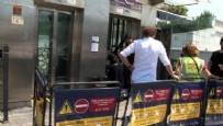 Taksim'de metro asansöründe arıza: Turistler mahsur kaldı!