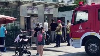 Taksim'de Turistler Metro Asansöründe Mahsur Kaldi