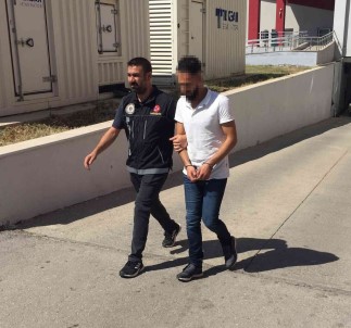 Zayiflama Kürü Içinde 23 Kilo Esrar Ele Geçirildi