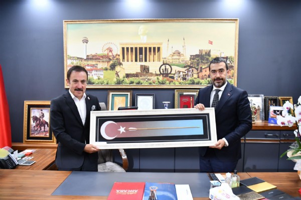 AK Parti'den Başkan Hilmi Yaman'a tebrik ziyareti!