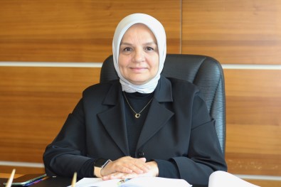 AK Parti, 'Kalkinma Kadinsiz Olmaz' Sloganiyla 81 Ilde Kadinlara Ulasiyor