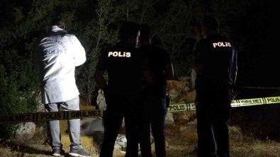 Antalya'da Ormanlik Alanda Erkek Cesedi Bulundu