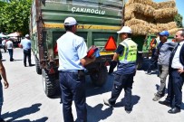 Balikesir Büyüksehir'den Traktör Sahiplerine Reflektör Destegi