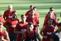 Galatasaray'in Yeni Transferleri Antrenmana Katildi