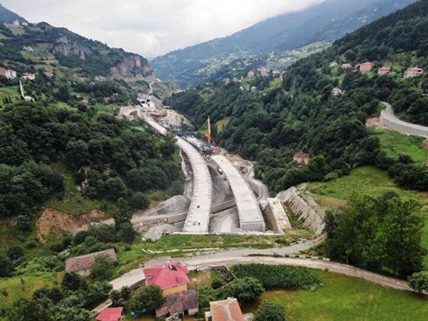 Dünyada ikinci olacak: 1,5 saatlik yol 40 dakikaya düşüyor!