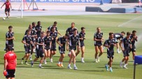 Besiktas, Ispanya'da Çalismalarina Devam Ediyor