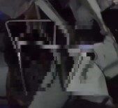 Izmir'de Çekiciye Çarpan Araç Hurdaya Döndü Açiklamasi 1 Ölü